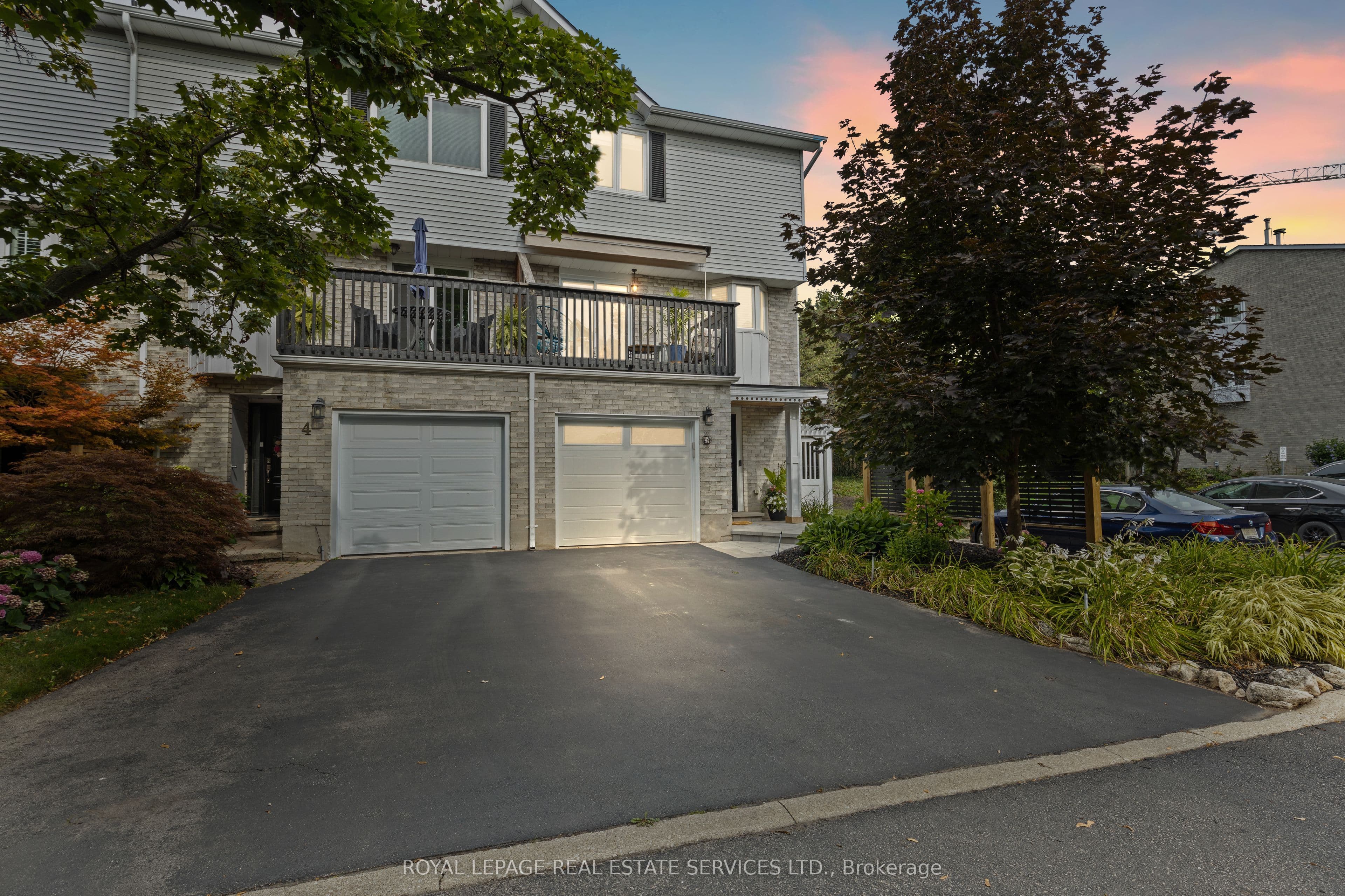 2303 Marine Drive 5, Oakville, ON L6L 1C2