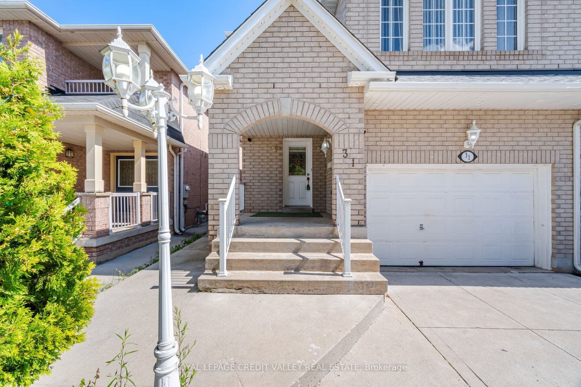 31 Capistro Street, Brampton, ON L7A 3H6