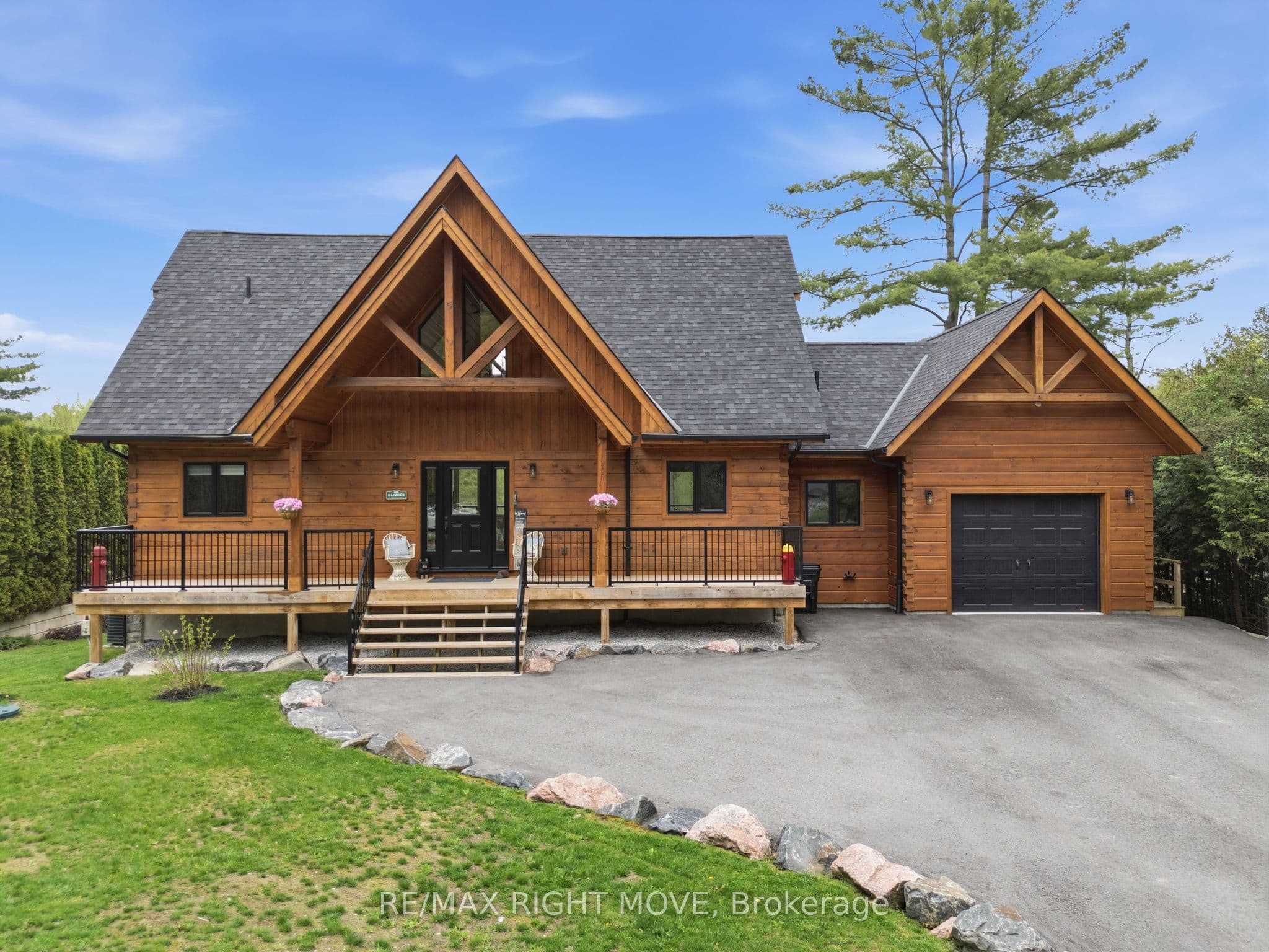 1935 Mcleod Drive, Severn, ON P0E 1N0