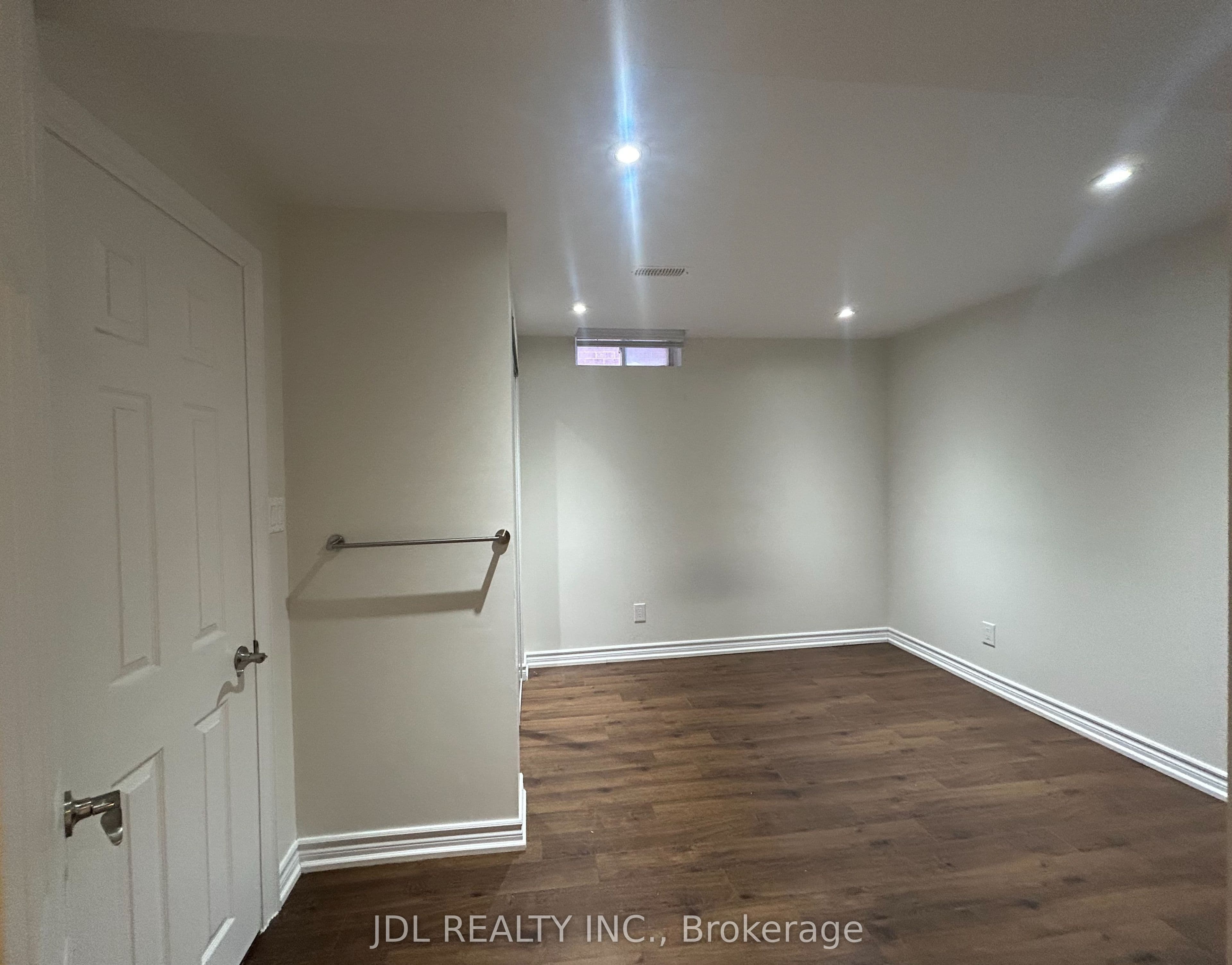 36 Bendamere Cres Crescent Entire Two-Bedroom Bsmt, Markham, ON L3P 6Y1