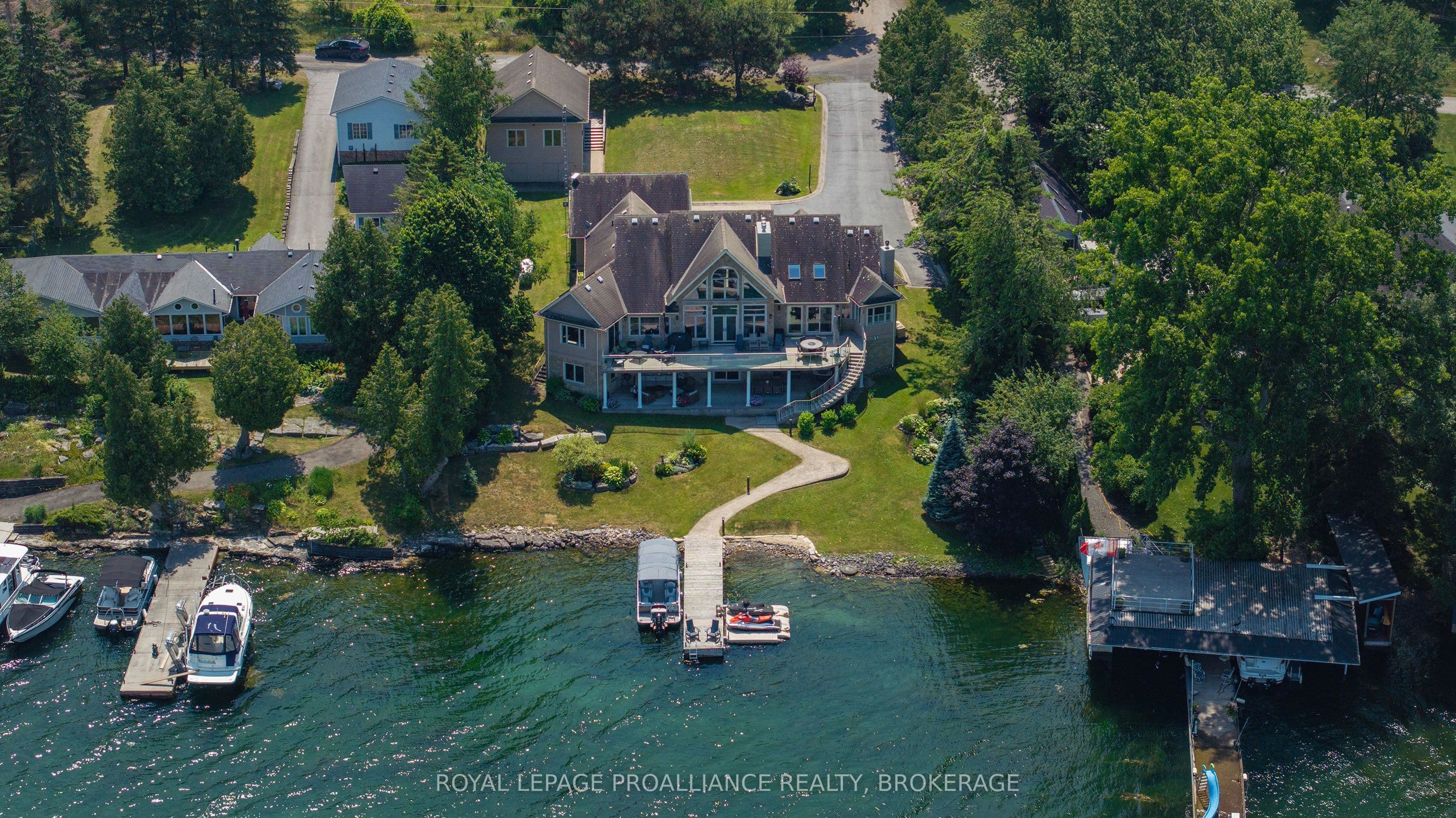 31 Leavis Shores, Frontenac Islands, ON K7G 2V6
