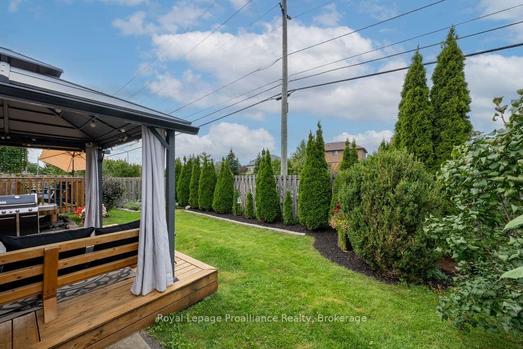 83 Gavey Street, Belleville, ON K8N 4Z5