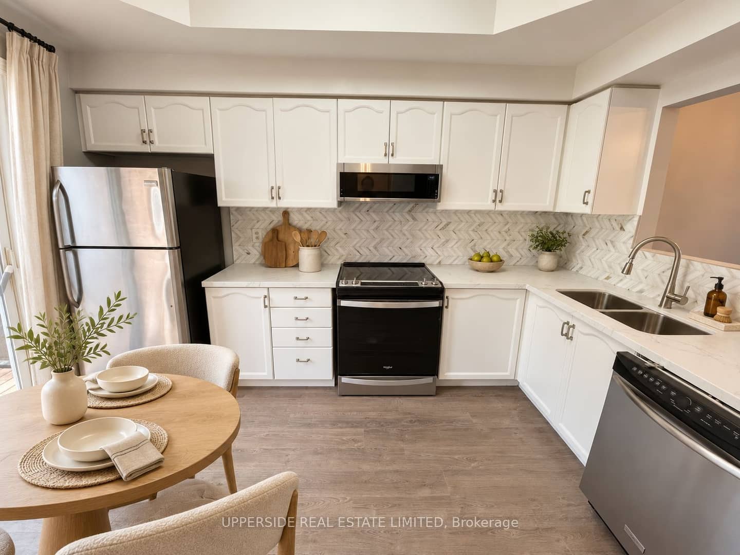 23 Observatory Lane 10, Richmond Hill, ON L4C 0M7