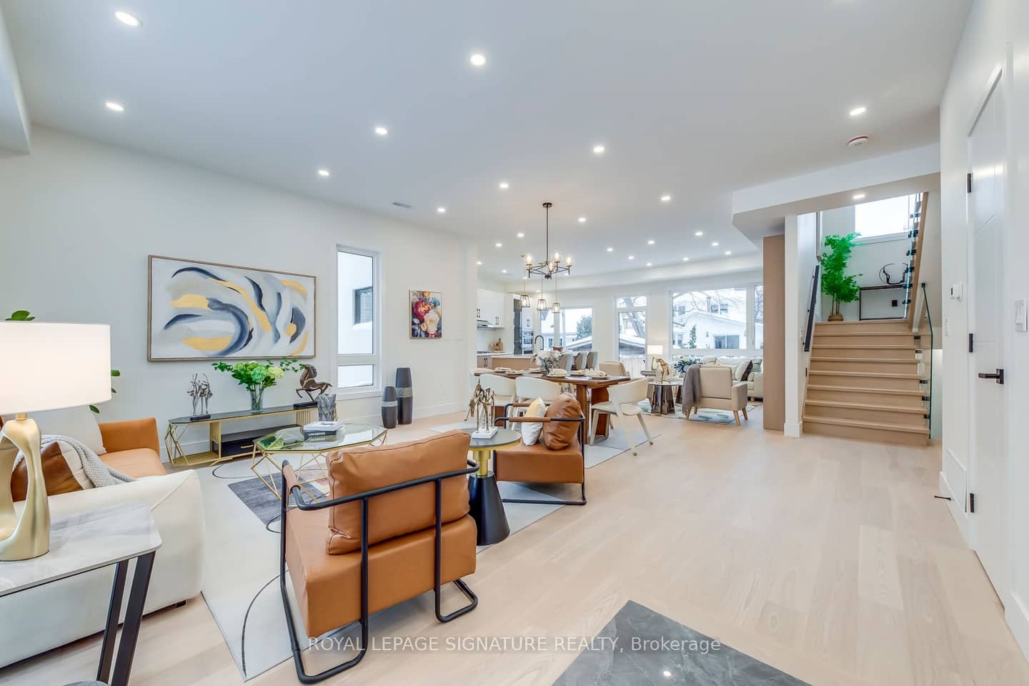 24 Merritt Road, Toronto, ON M4B 3K5