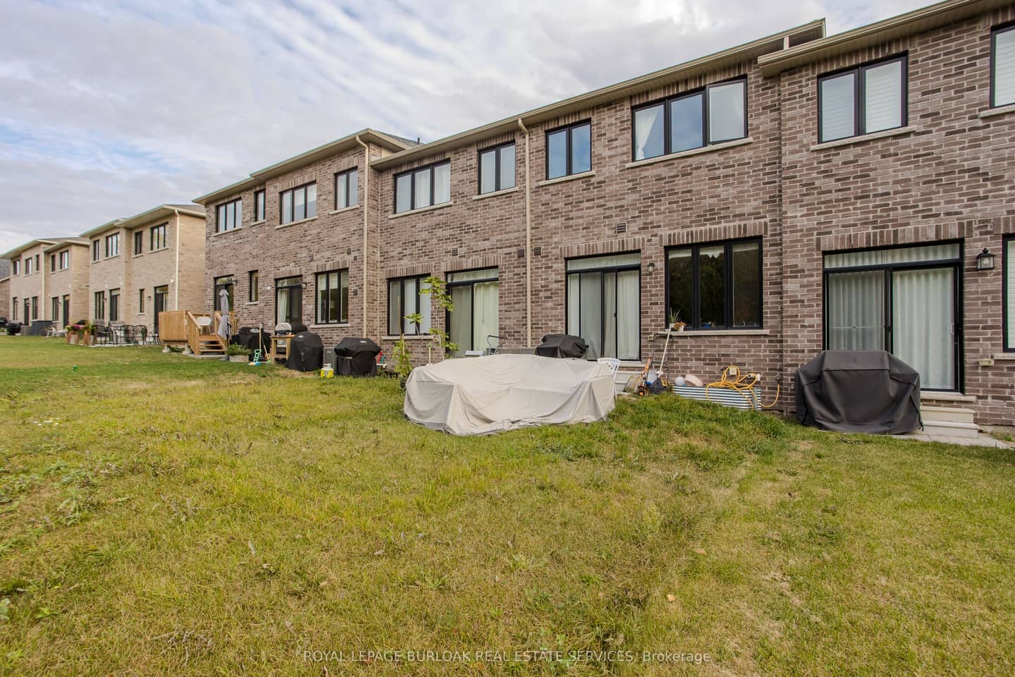 1360 Almonte Drive, Burlington, ON L7P 0V6