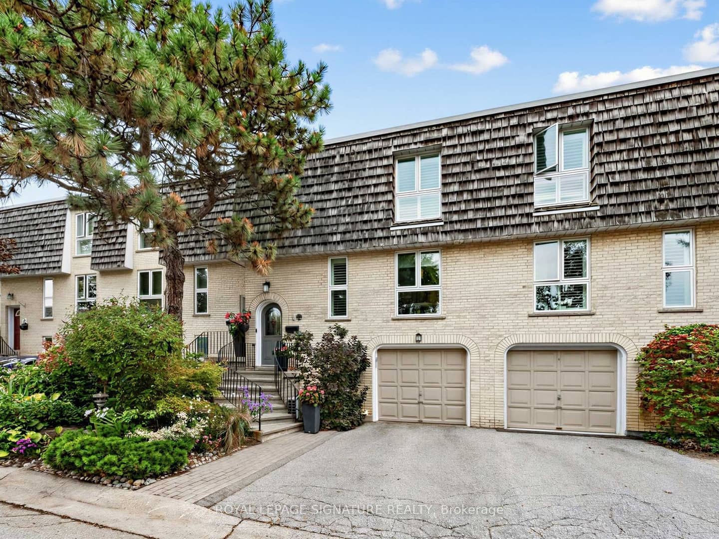 31 Anvil Millway, Toronto, ON M2L 1P9