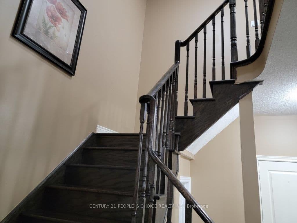 3240 Tacc Drive, Mississauga, ON L5M 0H3