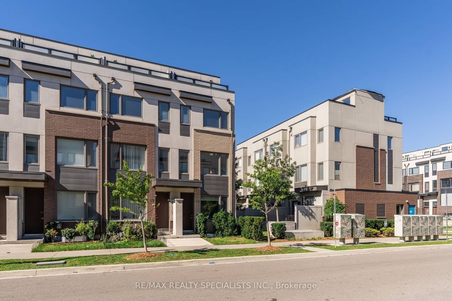162 William Duncan Road, Toronto, ON M3K 0C1