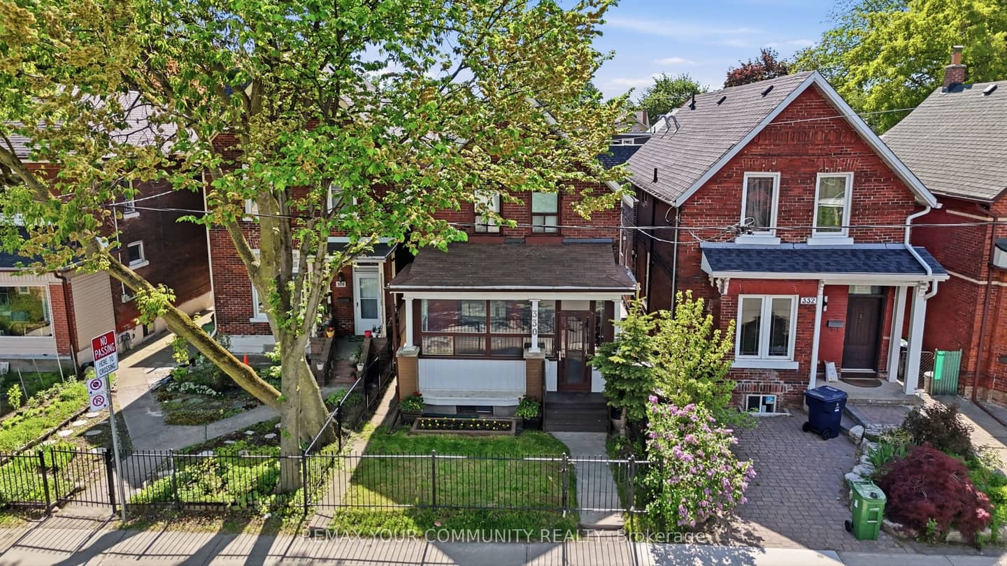 330 Main Street, Toronto, ON M4C 4X7