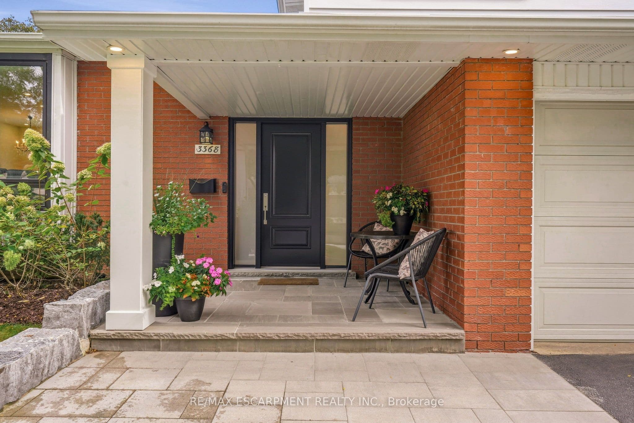 3368 Guildwood Drive, Burlington, ON L7N 1L5