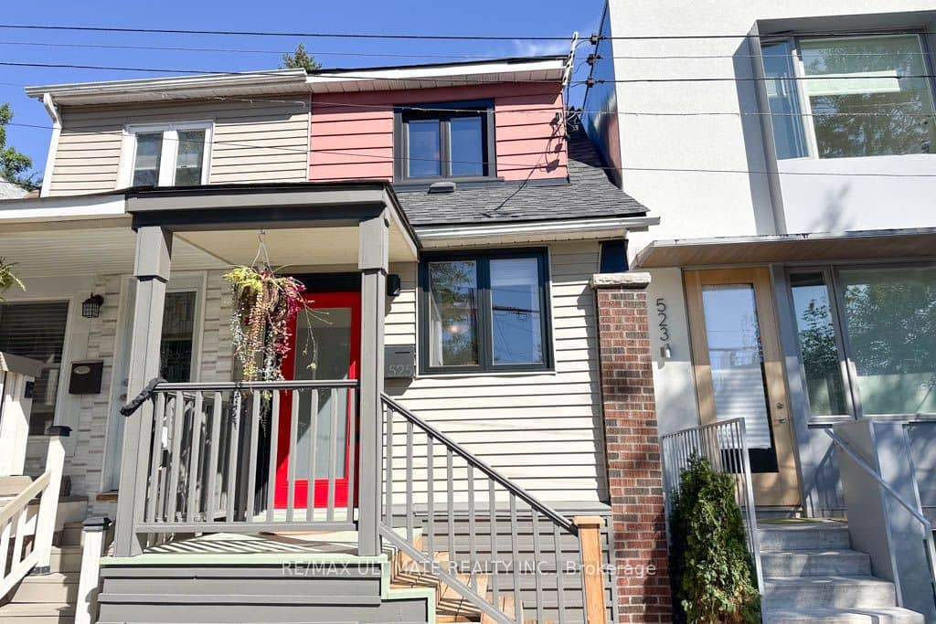 525 Craven Road, Toronto, ON M4L 2Z6