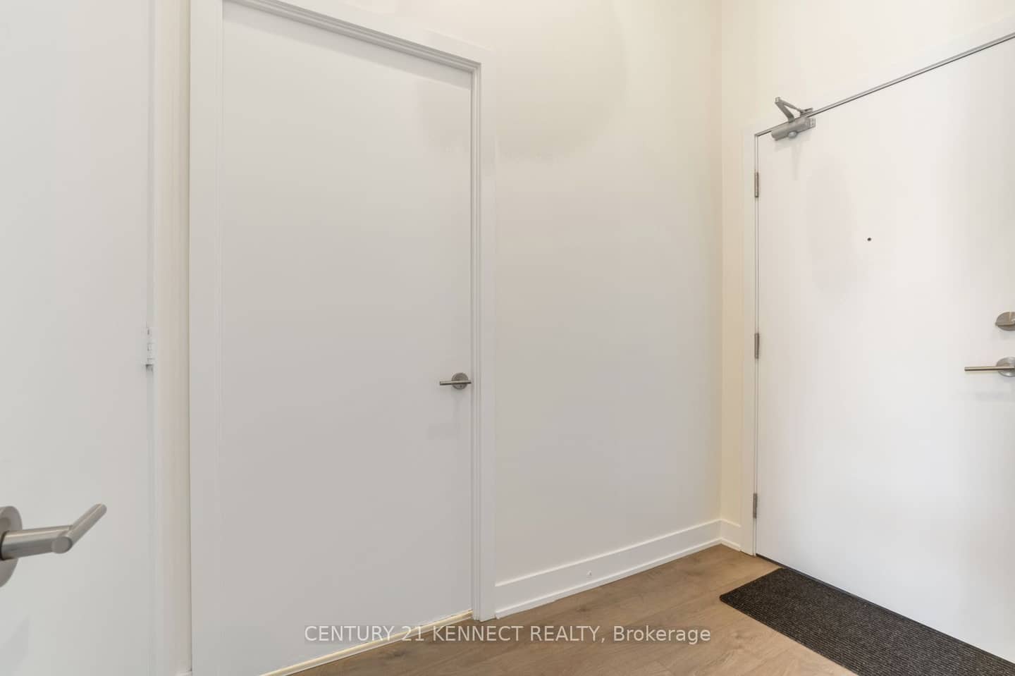 180 Veterans Drive 101, Brampton, ON L7A 1H2