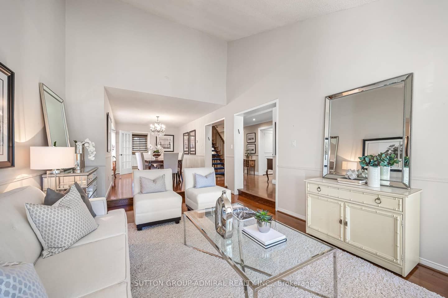 49 Hetherington Crescent, Vaughan, ON L4J 2M9