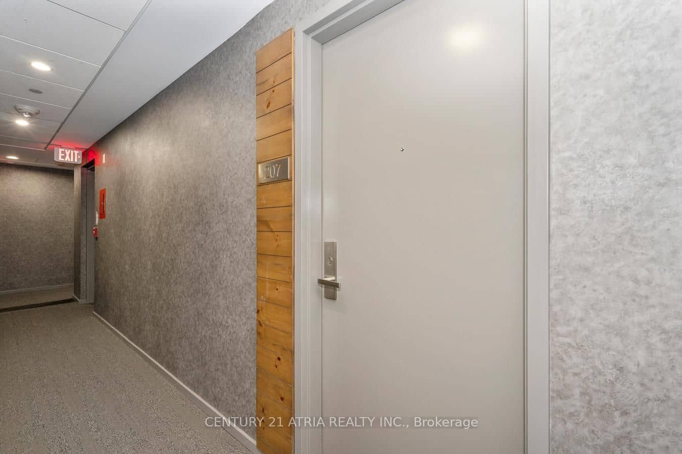 5 St Joseph Street 207, Toronto, ON M4Y 1J6
