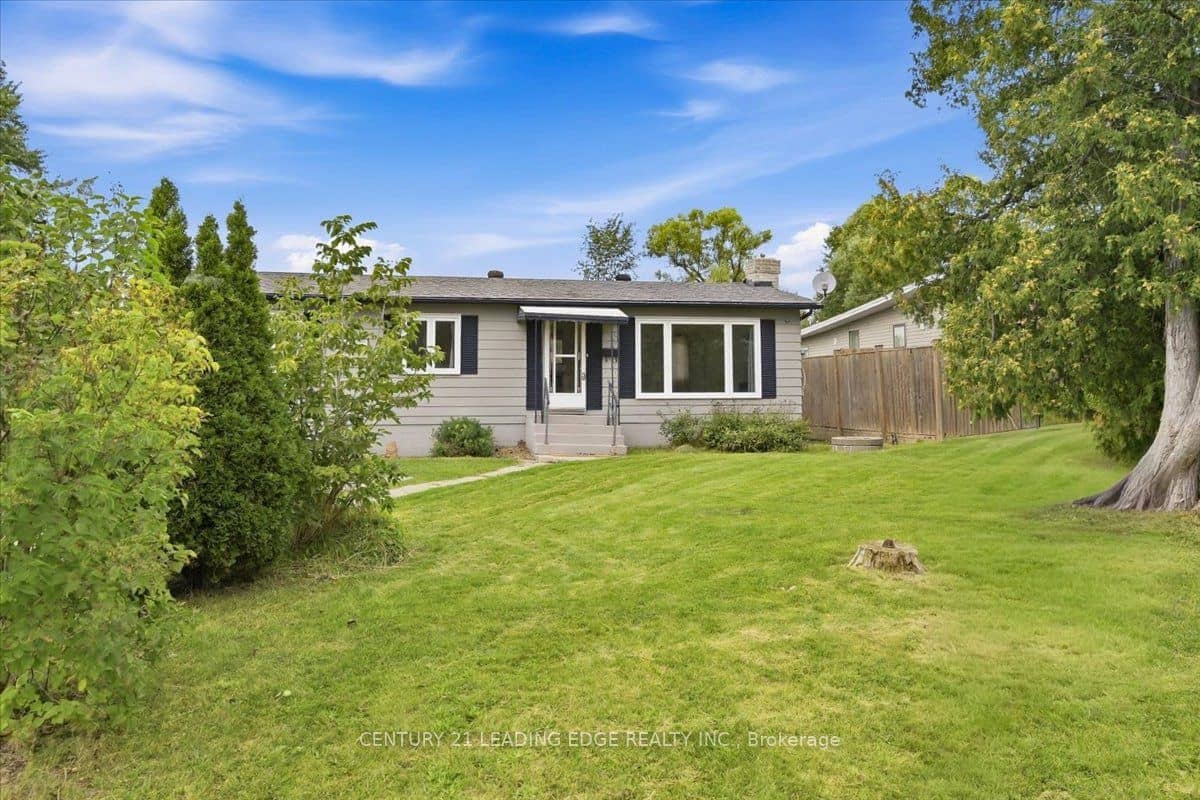 300 Annsheila Drive, Georgina, ON L4P 3A5