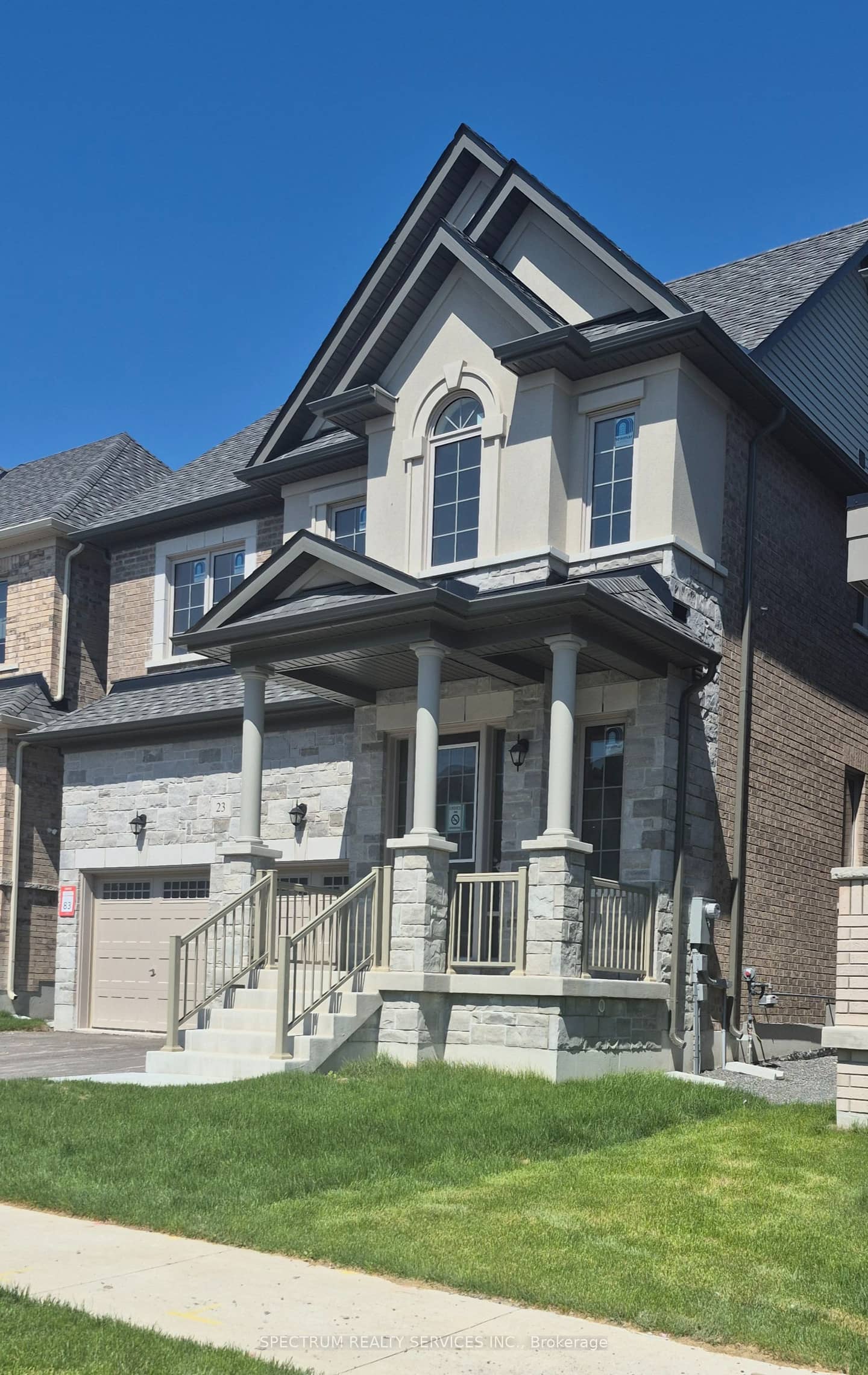 23 Rogerson Street, Clarington, ON L1B 0W4