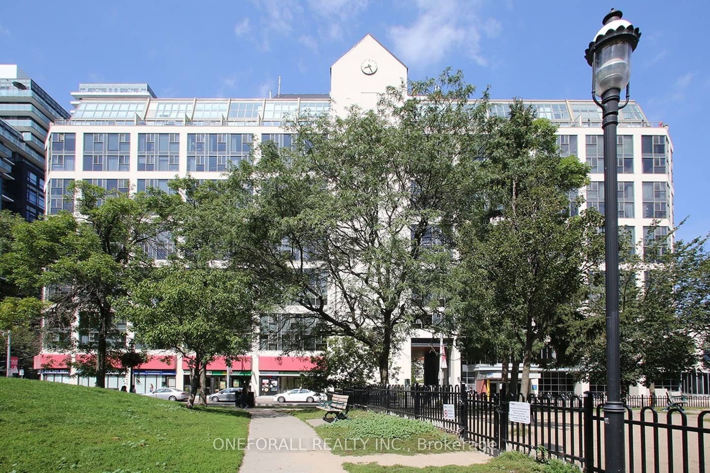 222 The Esplanade 633, Toronto, ON M5A 4M8