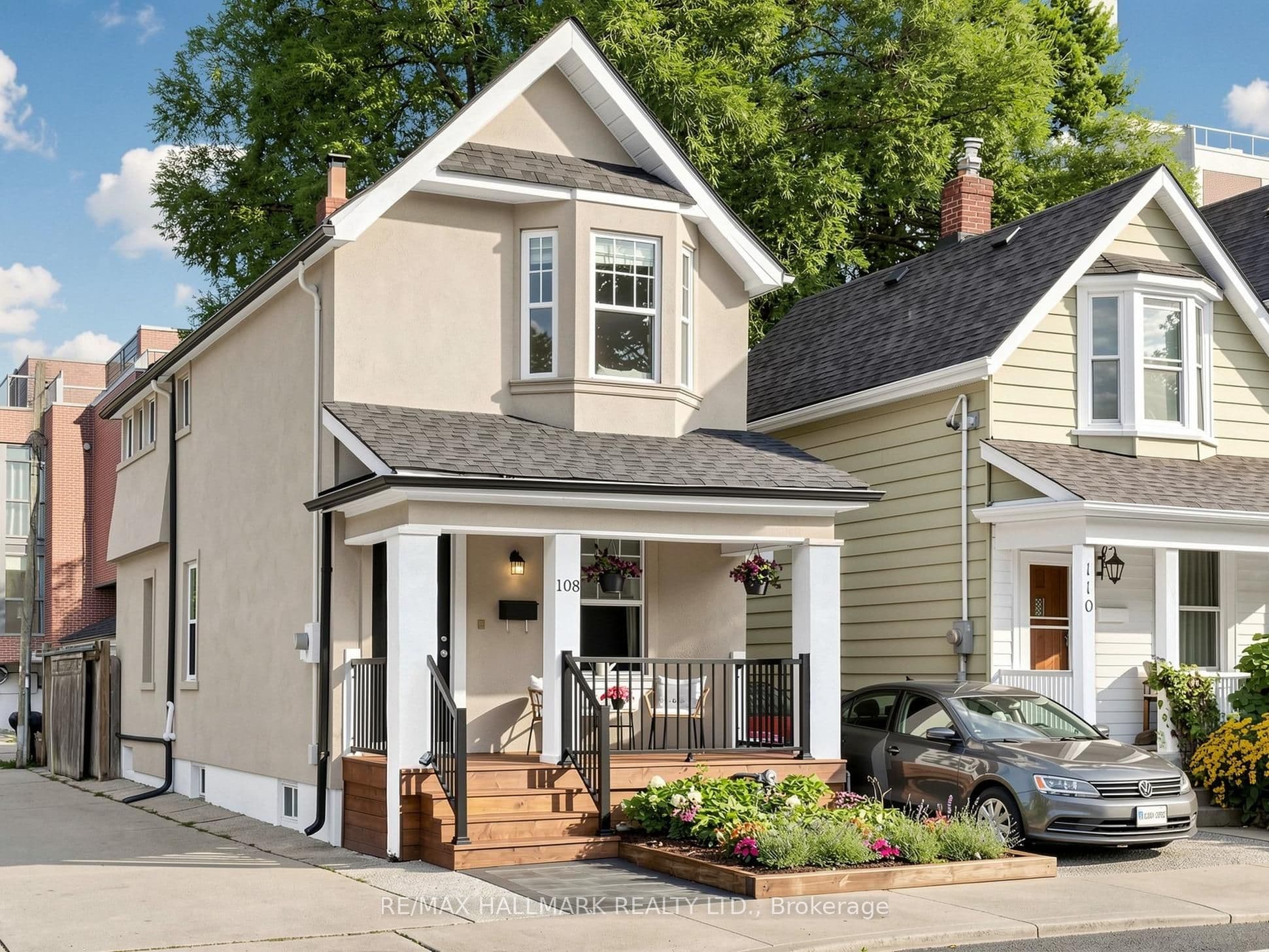 108 Knox Avenue, Toronto, ON M4L 2P2