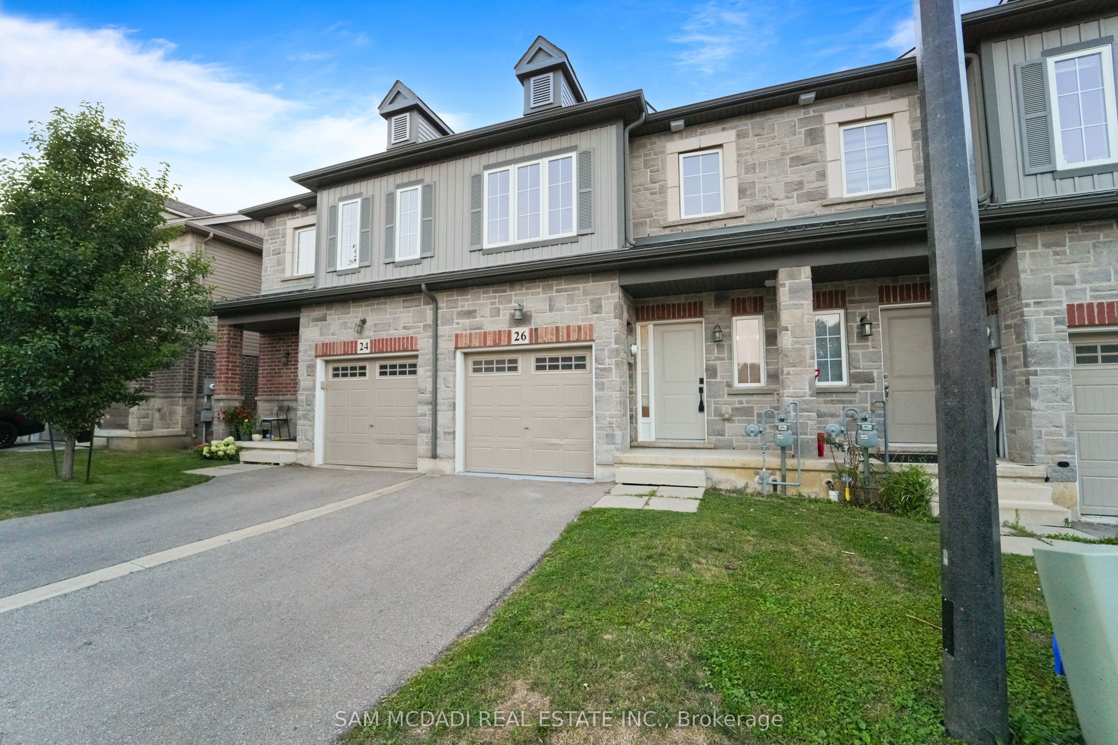 26 Dayman Drive, Hamilton, ON L9K 0J9