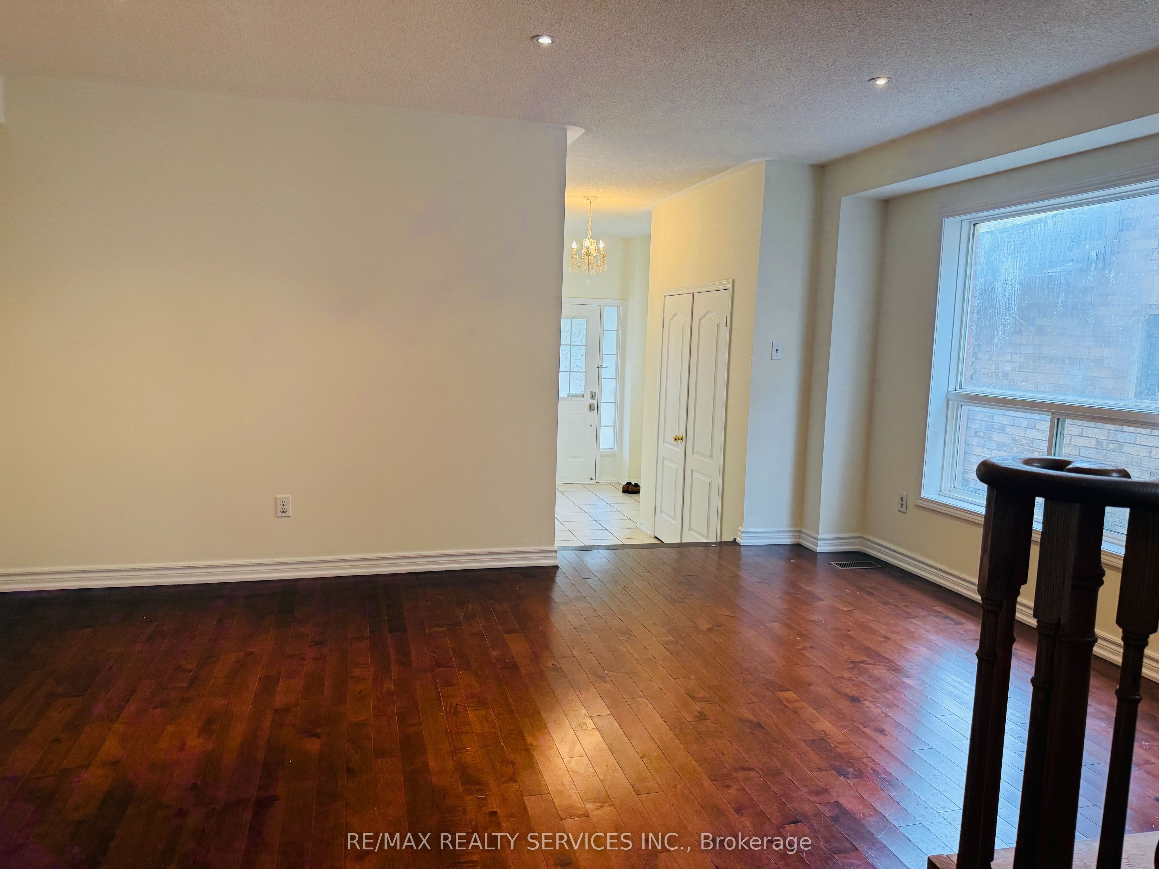 1134 Houston Drive, Milton, ON L9T 6E8