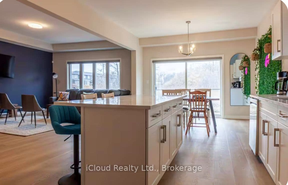 5 Wilson Court, Thorold, ON L2V 4Z8