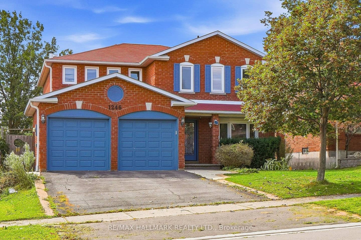 1246 Winterbourne Drive, Oakville, ON L6J 7G2