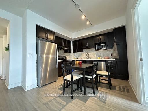 33 Clegg Road D805, Markham, ON L6G 1E1
