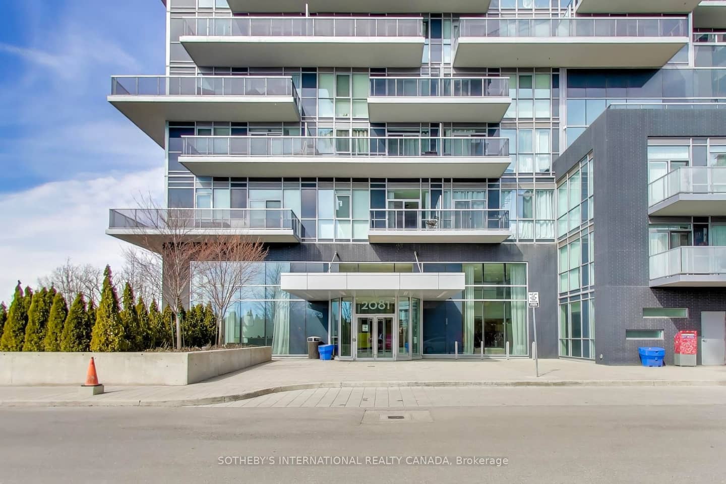 2081 Fairview Street 1009, Burlington, ON L7R 0E4