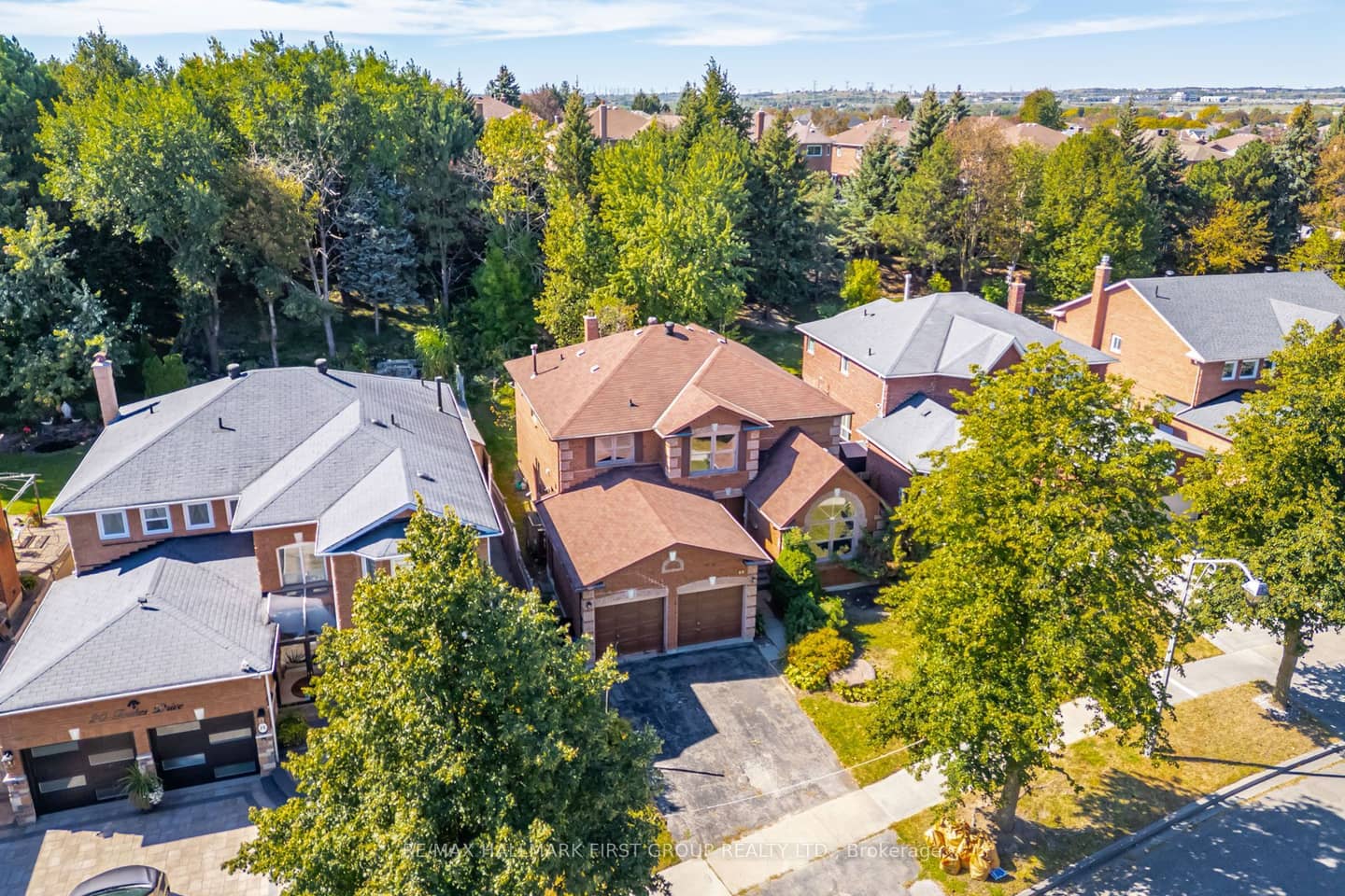 22 Foakes Drive, Ajax, ON L1T 3K5