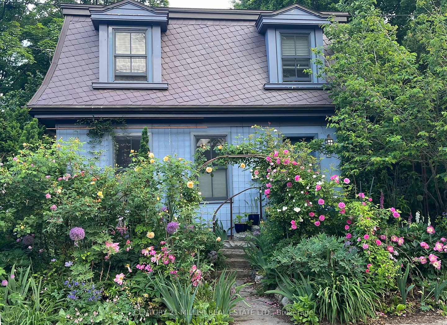 43 Burnet Street, Oakville, ON L6K 1B6
