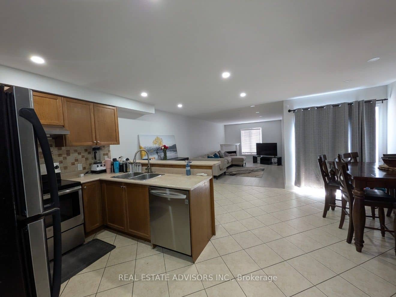80 Dooley Crescent, Ajax, ON L1T 4J2