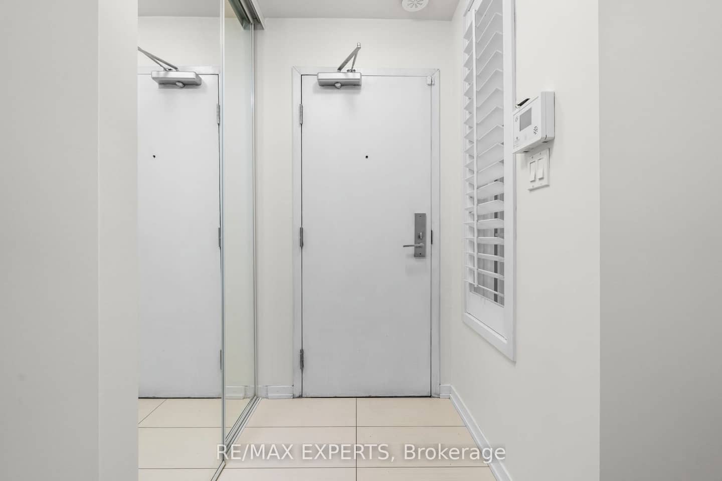 26 Bruce Street A04, Vaughan, ON L4L 0H4
