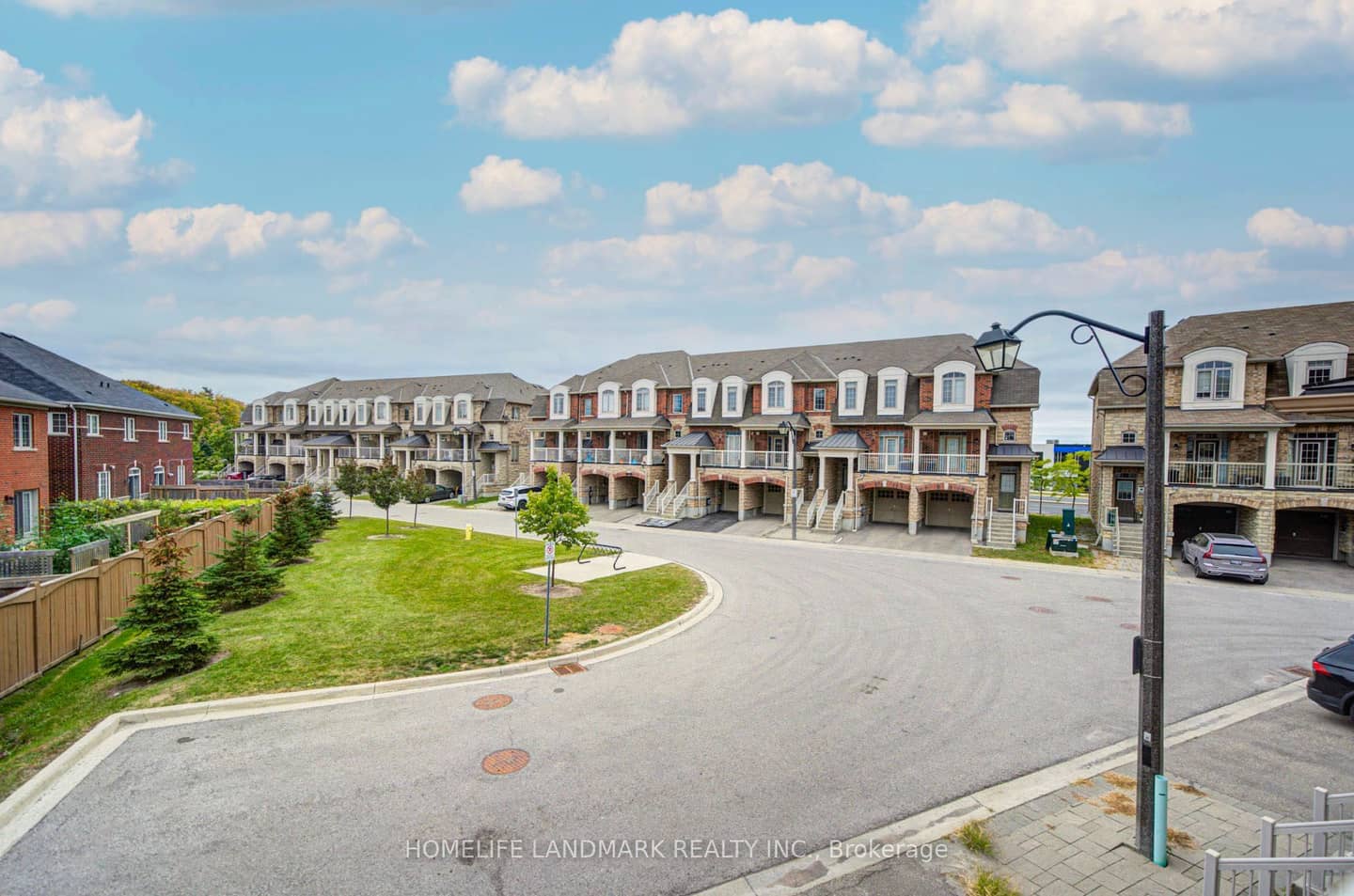 17 Etherington Way, Markham, ON L6C 0X4
