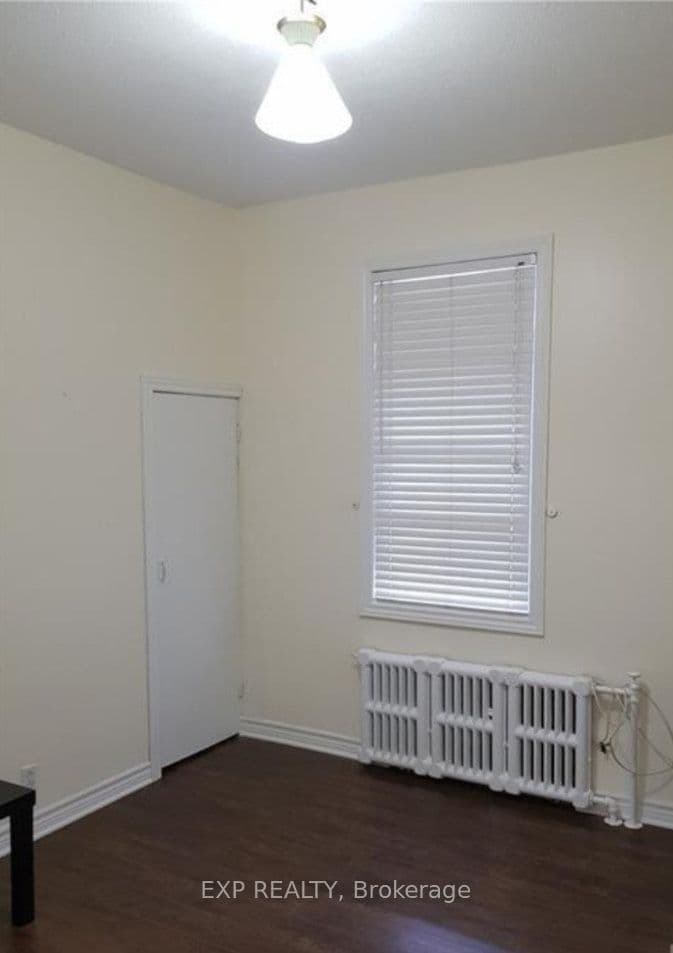 268 Flora Street Unit 1, Ottawa Centre, ON K1R 5R9
