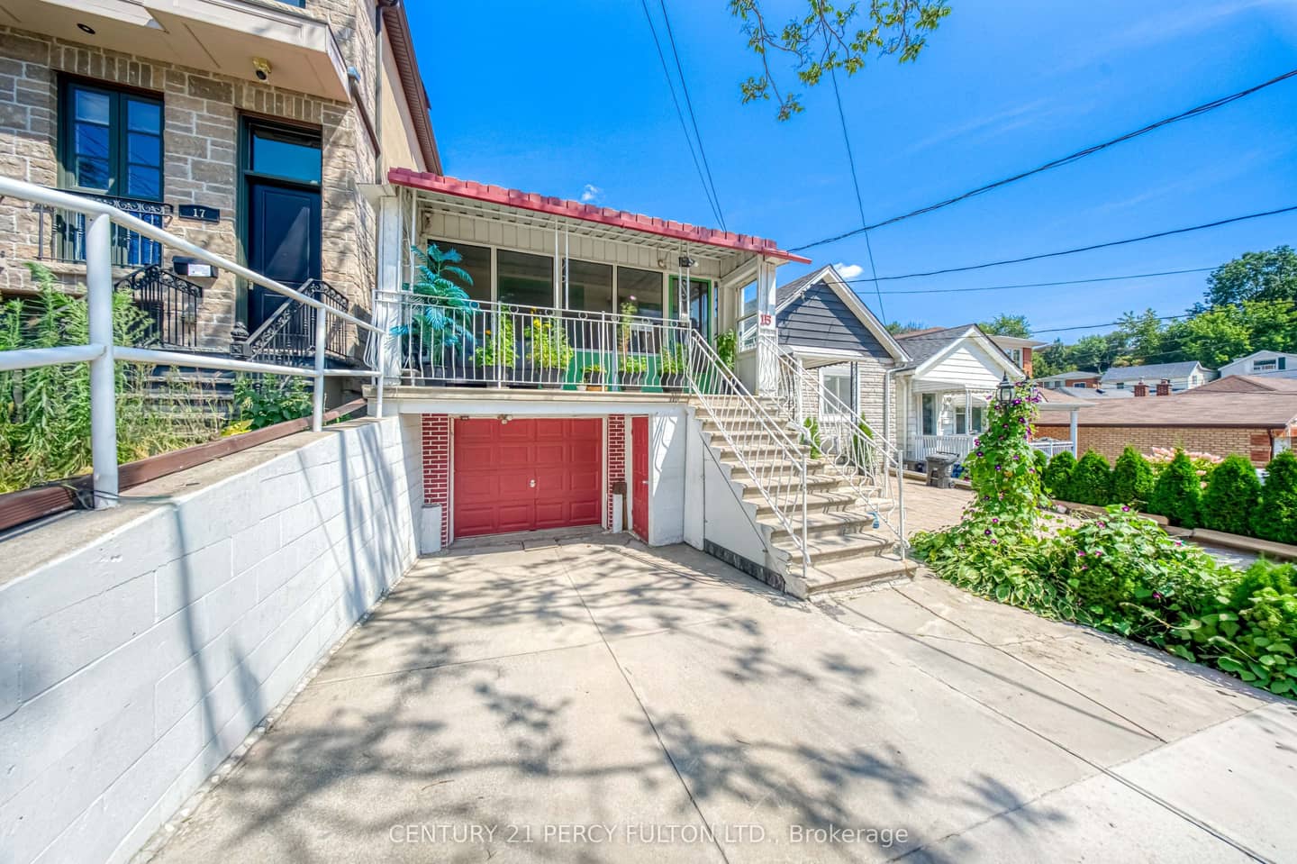 15 Haverson Boulevard, Toronto, ON M6M 3J5