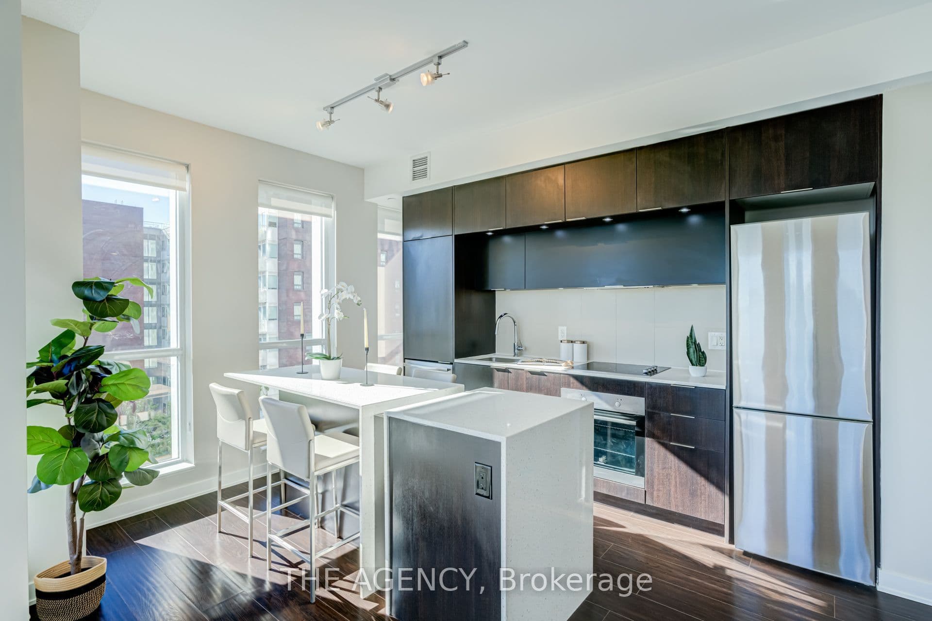55 Regent Park Boulevard 705, Toronto, ON M5A 0C2