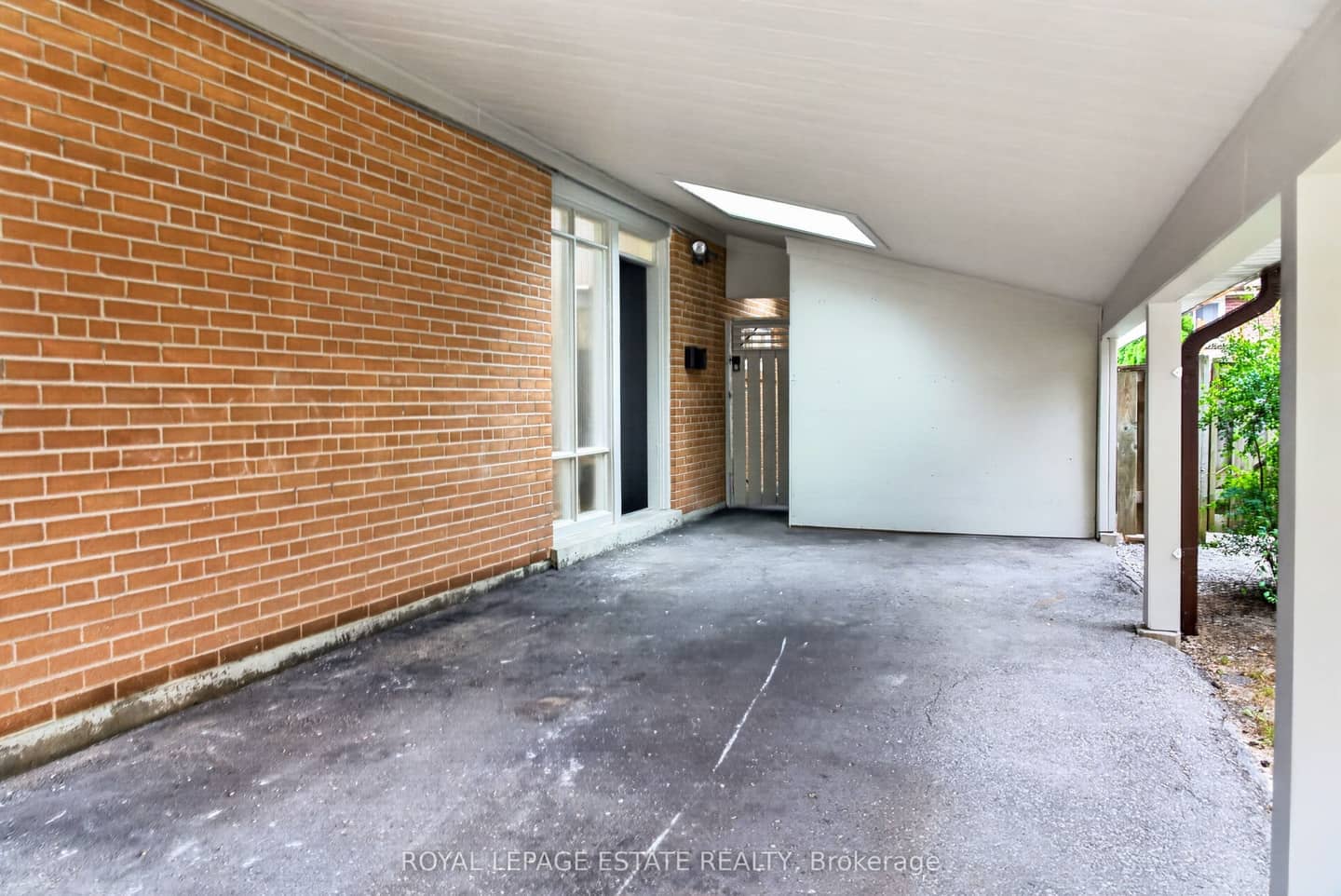 38 Brightside Drive, Toronto, ON M1E 3Z1