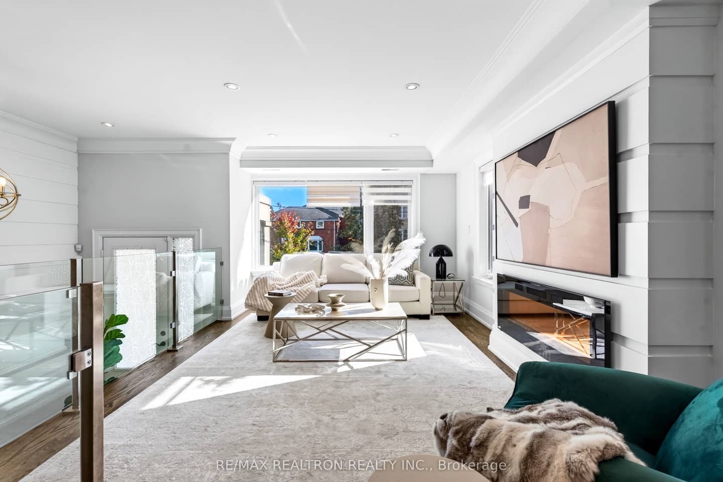 82 Cameron Avenue, Toronto, ON M2N 1E2