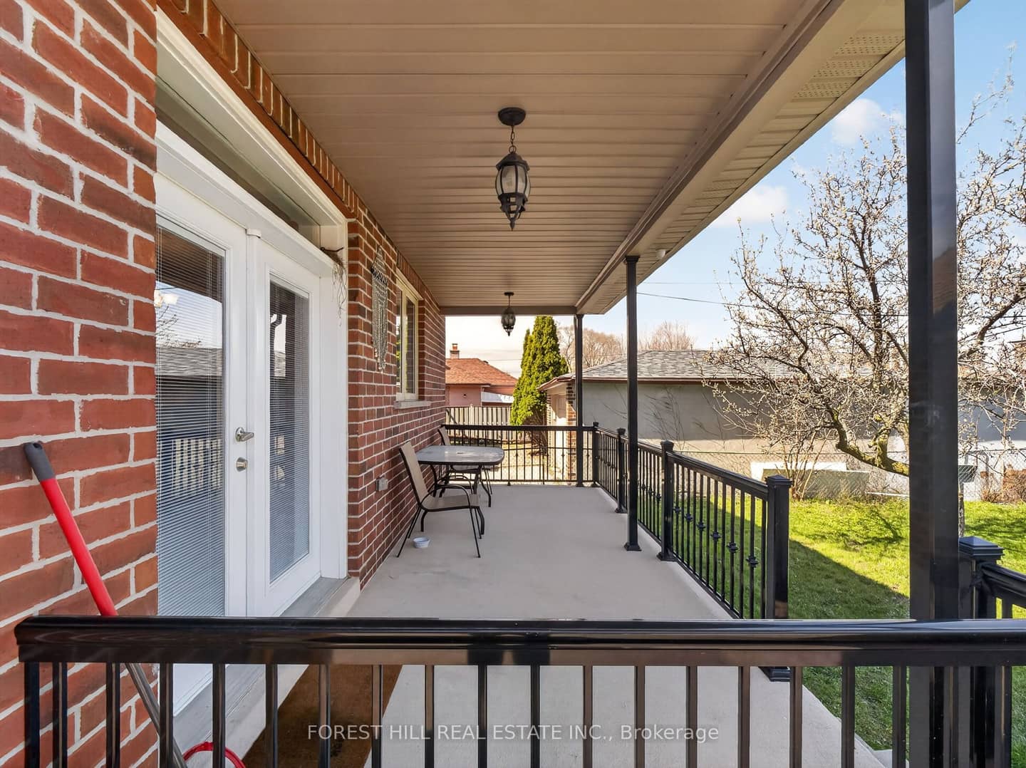 114 Regent Road, Toronto, ON M3K 1H4