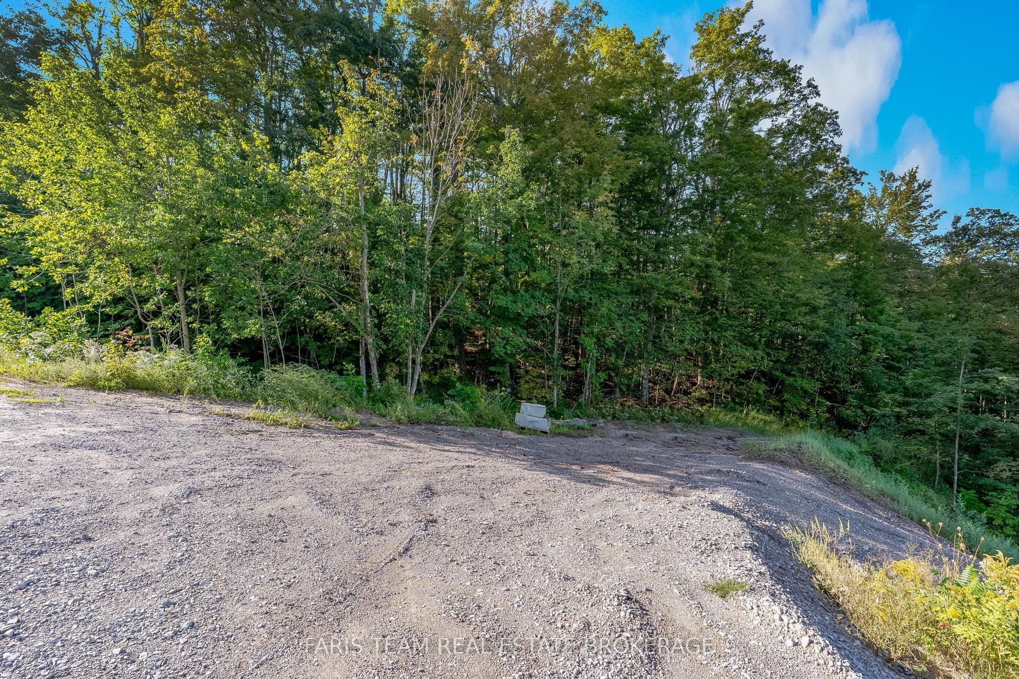 3 Valleycrest Drive, Oro-Medonte, ON L0L 2L0