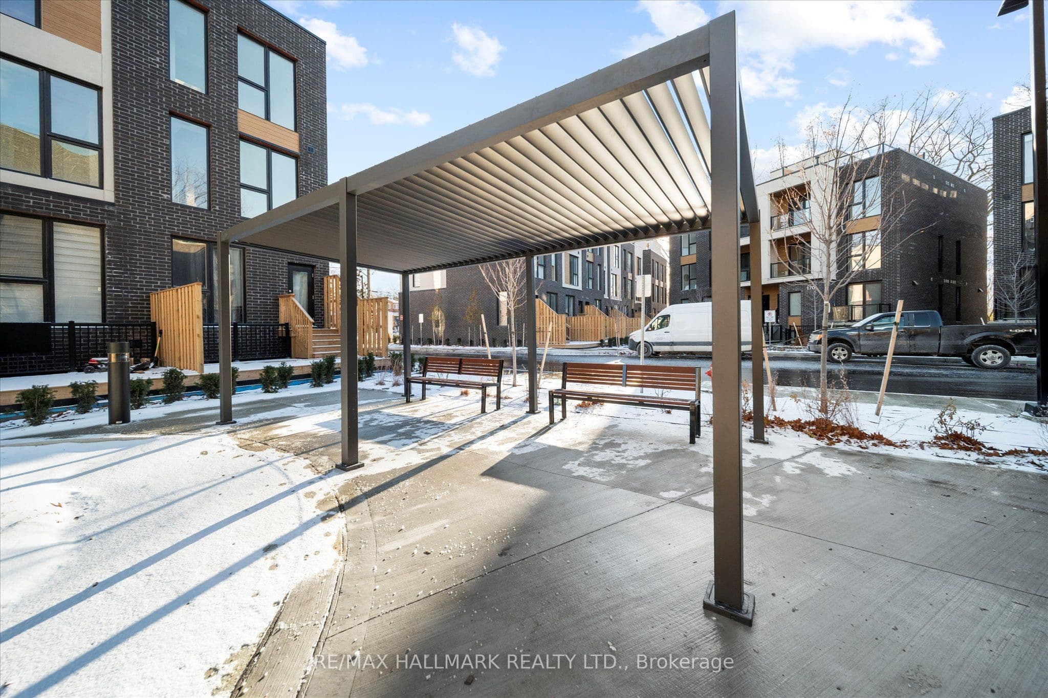 180 Clonmore Avenue 9, Toronto, ON M1N 1Y1