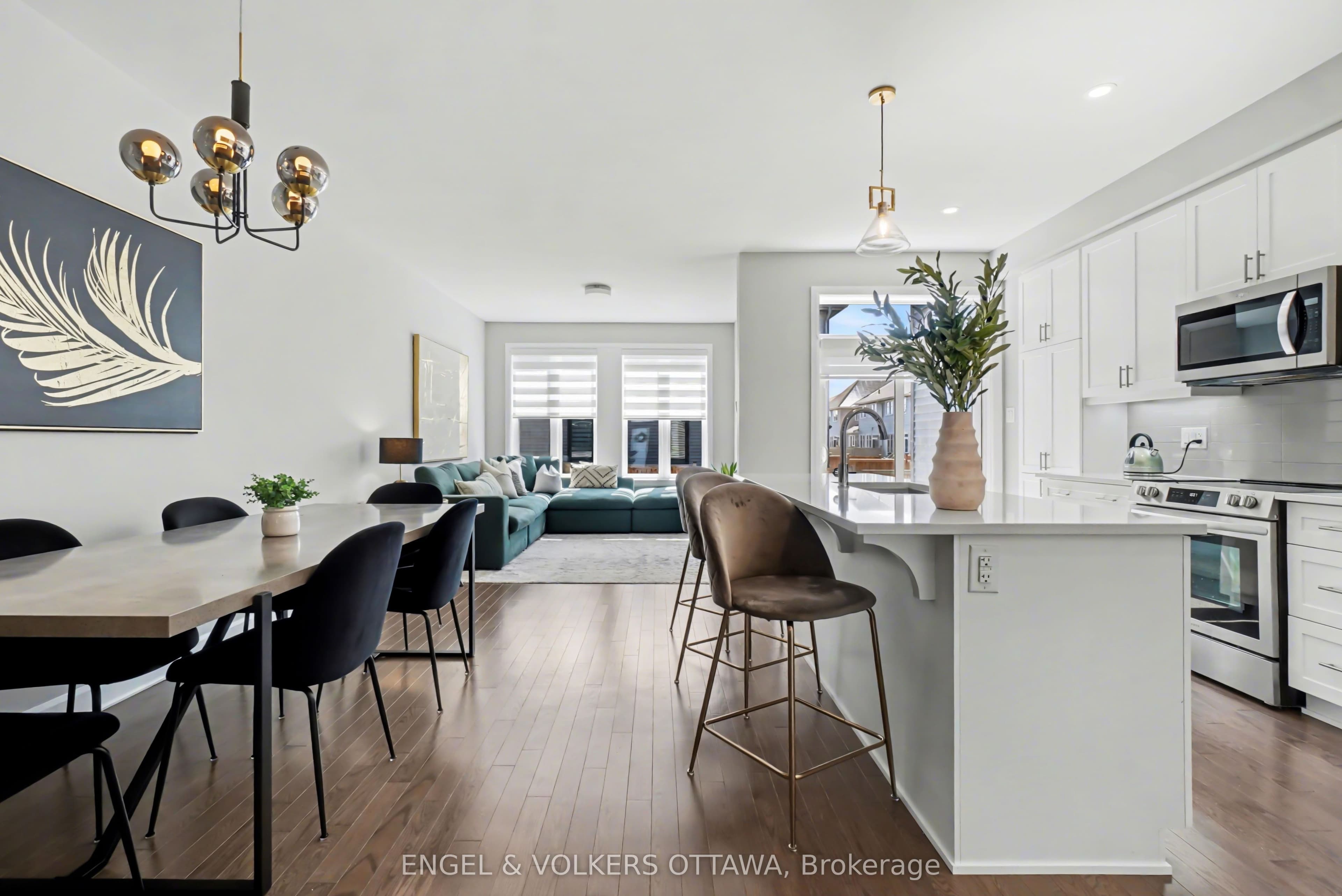 57 Mandevilla Crescent, Blossom Park - Airport and Area, ON K1T 0Y2