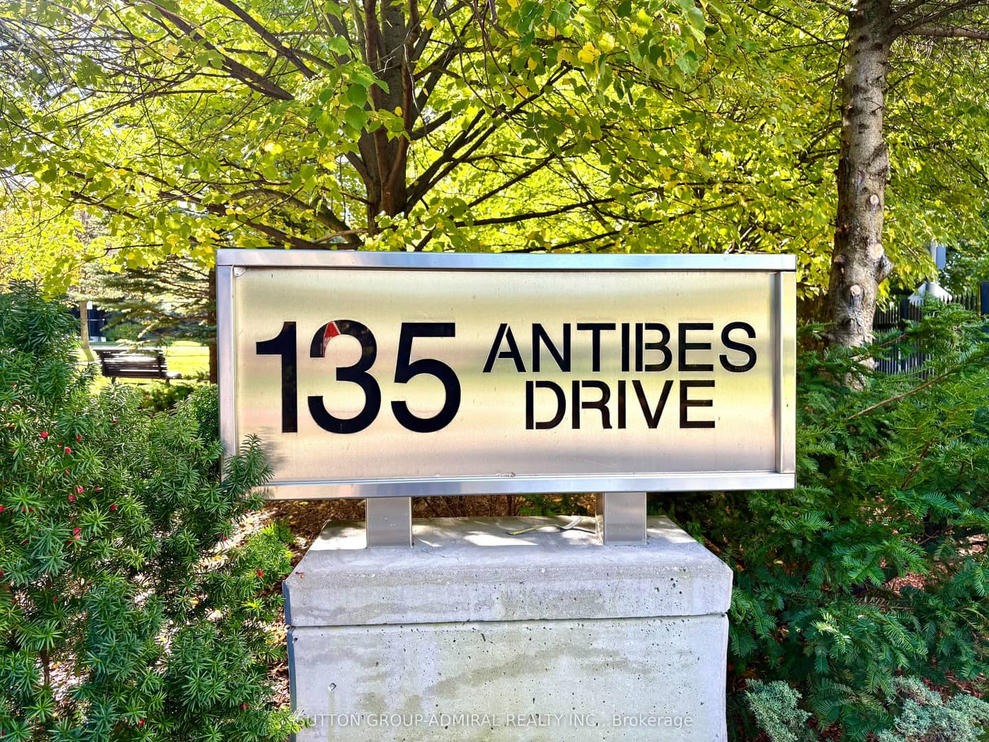135 Antibes Drive 1103, Toronto, ON M2R 2Z1