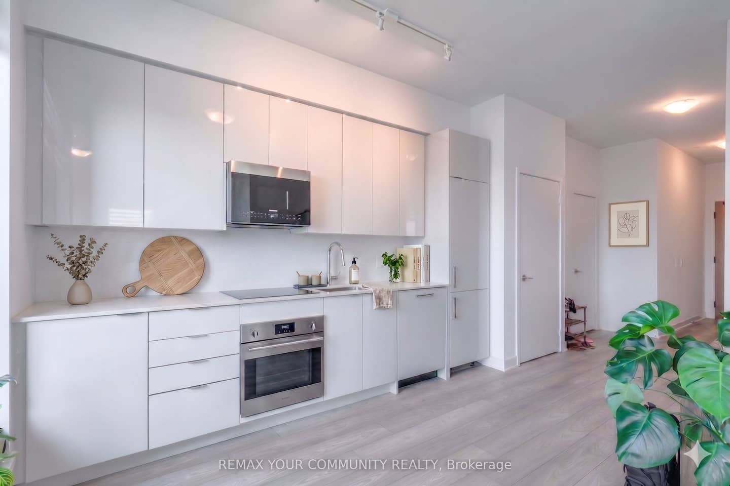 2920 Highway 7 3301, Vaughan, ON L4K 0P4