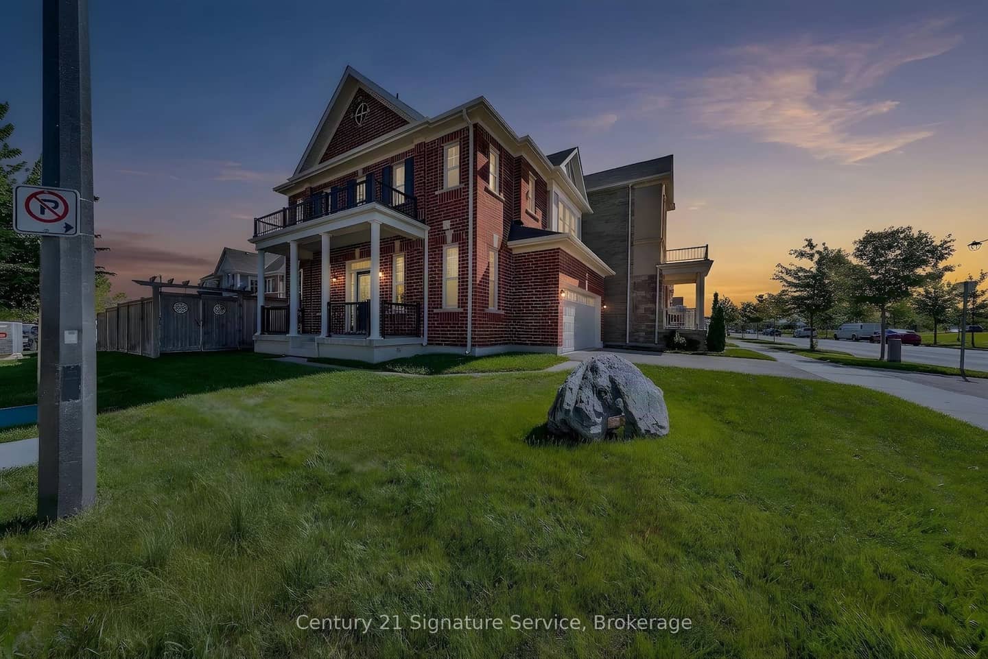 1369 Leger Way, Milton, ON L9E 1E3