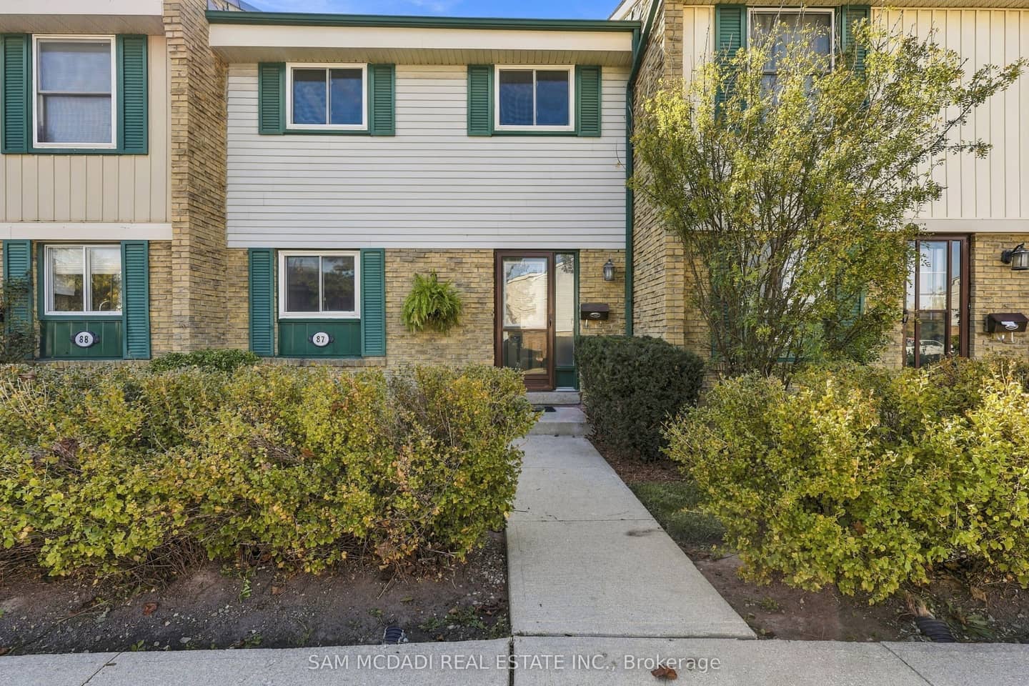 2779 Gananoque Drive 87, Mississauga, ON L5N 2E4