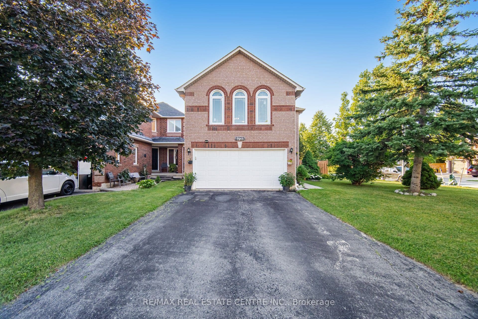 3725 Althorpe Circle, Mississauga, ON L5N 7G5