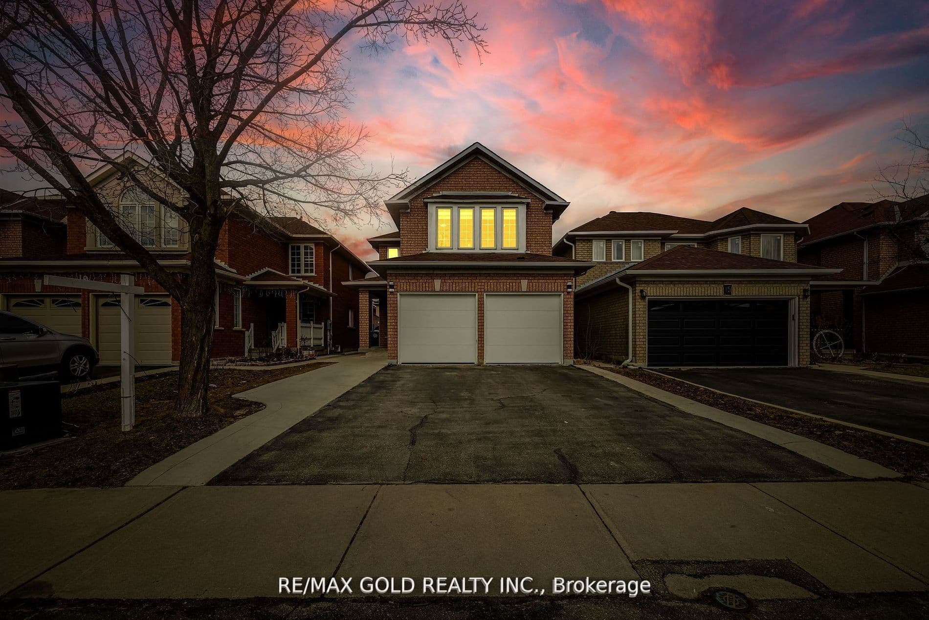 17 Dovesong Drive, Brampton, ON L6R 1V9