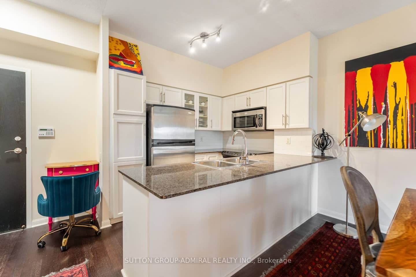 15 Windermere Avenue 314, Toronto, ON M6S 5A2