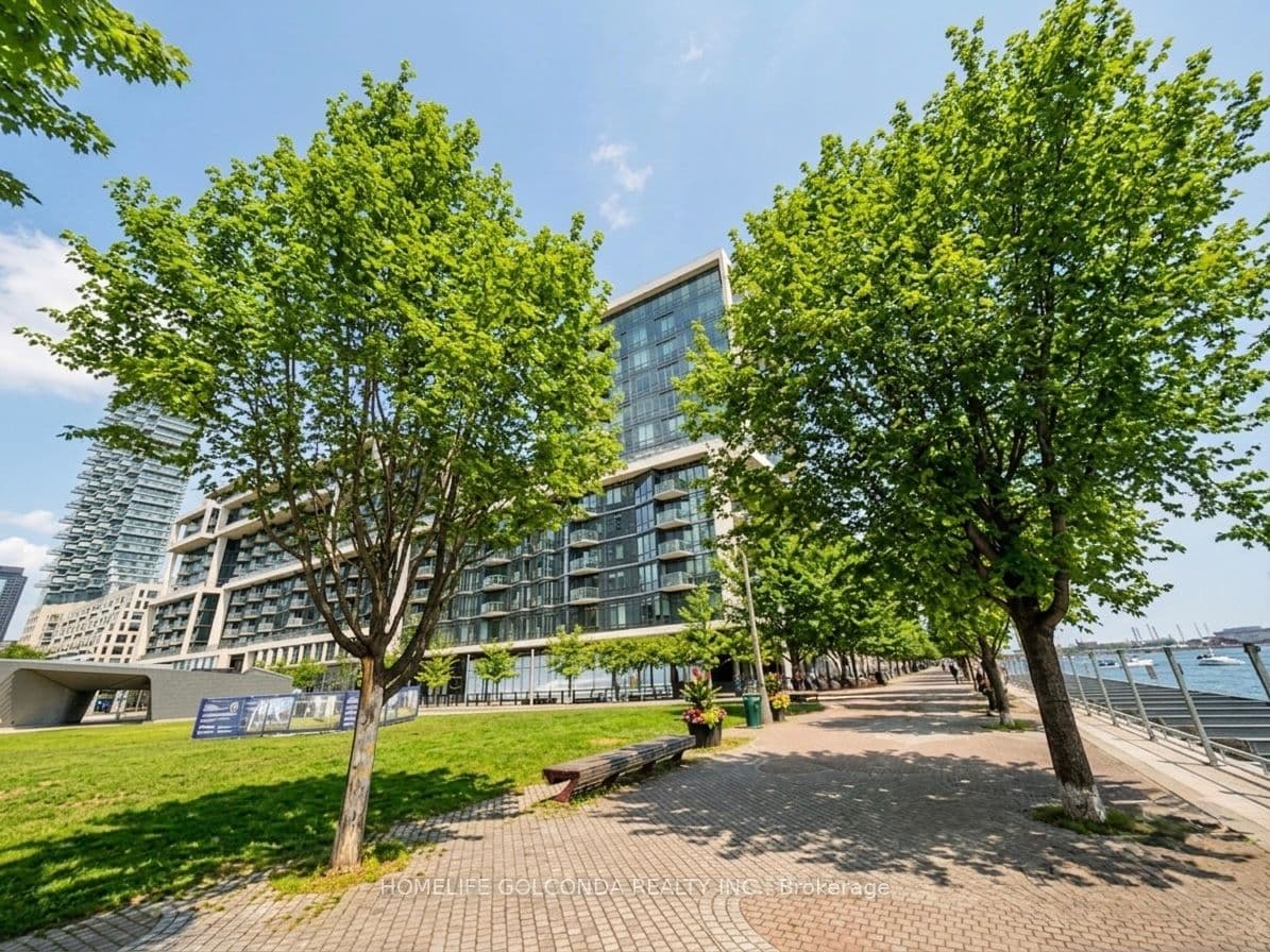 55 Merchants' Wharf Street 324, Toronto, ON M5A 0P2